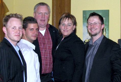 V.l.n.r.: Thomas Lenzen, David Stolz, Rolf F. Jaeger-Breuer, Petra Müller MdB, Stefan Lenzen.