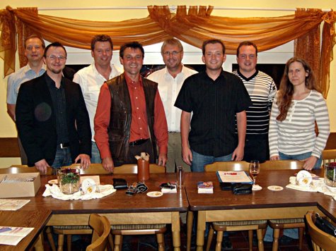 Udo Winkens (Prokurist und Betriebsleiter der WestEnergie und Verkehr GmbH), Stefan Lenzen (Vorsitzender der FDP-Kreistagsfrakton Heinsberg), Heinrich Schmitz (stellv. Vorsitzender des FDP-Stadtverbandes Heinsberg), Erwin Hausmann (Vorsitzender der FDP-Stadtratsfrakton und des Stadtverbandes Heinsberg), Peter Echterhof (verkehrspolitscher Sprecher der FDP-Kreistagsfrakton Heinsberg), Markus Melchers (Vorsitzender des FDP-Stadtverbandes Geilenkirchen), Stefan Houbertz (Vorsitzender des PRO BAHN Regionalverbands Euregio Aachen), Toska Frohn (Vorsitzende der FDP-Stadtratsfrakton Geilenkirchen)